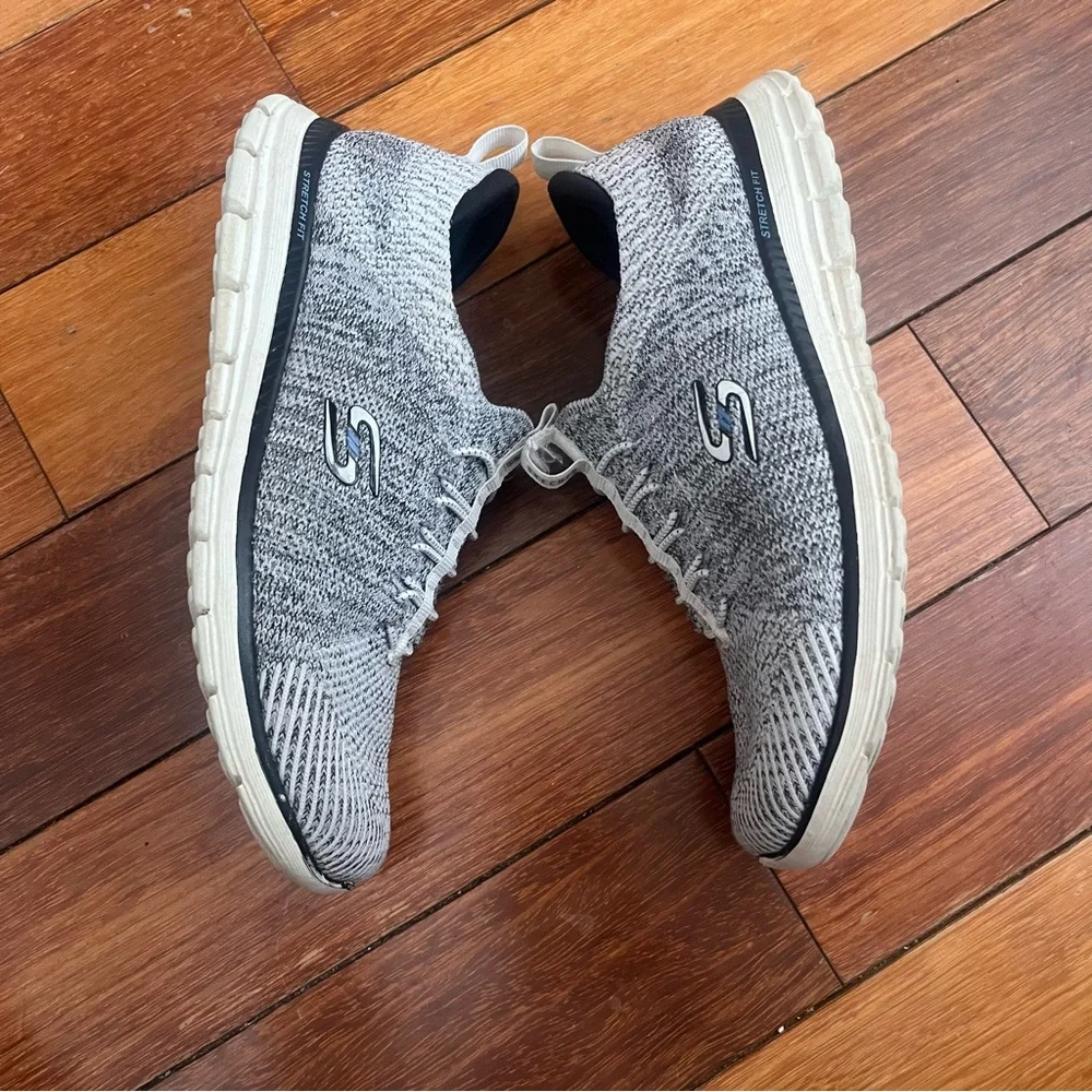 Skechers Luminate size 7.5 - Picture 4 of 10